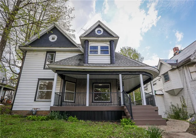 Homes for sale in Cambridge Springs, PA | 506 S Main St, Cambridge Springs, PA 16403 | MLS# 1757775