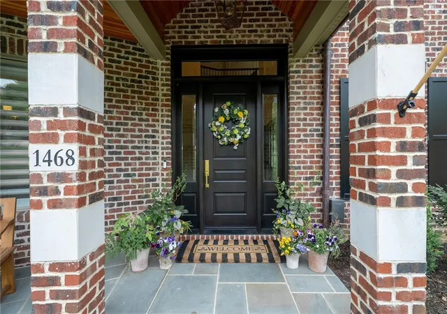 2nd image of 1468 Dominion Hts, Upper St Clair, PA 15241 | MLS# 1757797