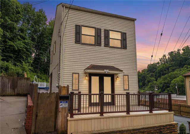Homes for sale in Troy Hill, PA | 1615 Wicklines Ln, Troy Hill, PA 15212 | MLS# 1757640