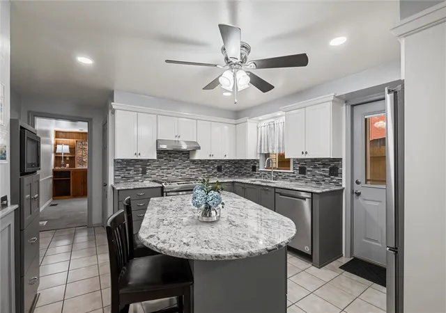 Homes for sale in Troy Hill, PA | 1615 Wicklines Ln, Troy Hill, PA 15212 | MLS# 1757640