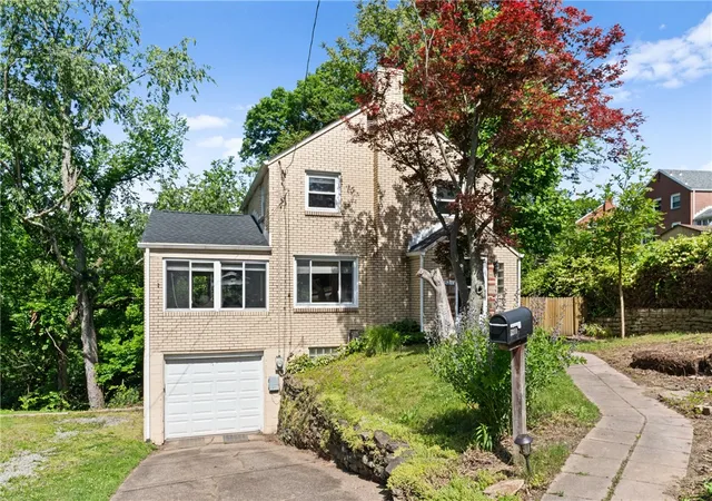 2nd image of 5211 White Oak Dr, Penn Hills, PA 15147 | MLS# 1755407