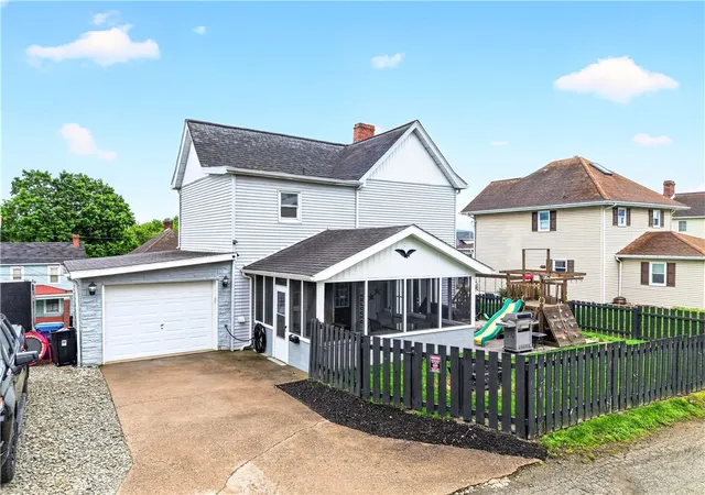 Homes for sale in Mt Pleasant Boro, PA | 118 Center Ave, Mt Pleasant Boro, PA 15666 | MLS# 1757615