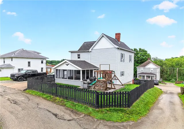 Homes for sale in Mt Pleasant Boro, PA | 118 Center Ave, Mt Pleasant Boro, PA 15666 | MLS# 1757615