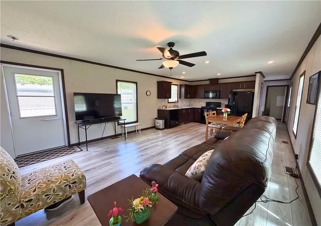 4th image of 1569 Lee Lane, Grove City Boro, PA 16127 | MLS# 1757766