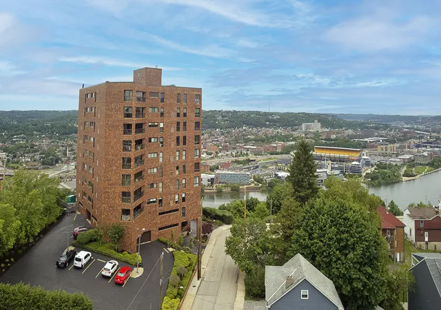 Photo 3 of Condo for sale at 1700 Grandview Ave #202, Pittsburgh, PA 15211 | MLS# 1757911 | Listing updated on 2026-07-18