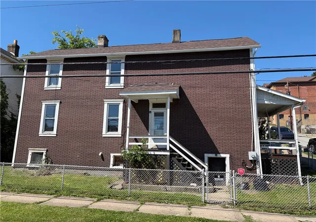 Homes for sale in Charleroi Boro, PA | 501 8th St, Charleroi Boro, PA 15022 | MLS# 1757920