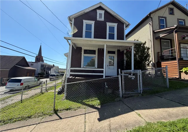 Homes for sale in Charleroi Boro, PA | 501 8th St, Charleroi Boro, PA 15022 | MLS# 1757920