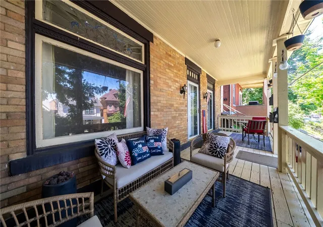 3rd image of 5624 Woodmont St, Pittsburgh, PA 15217 | MLS# 1757747