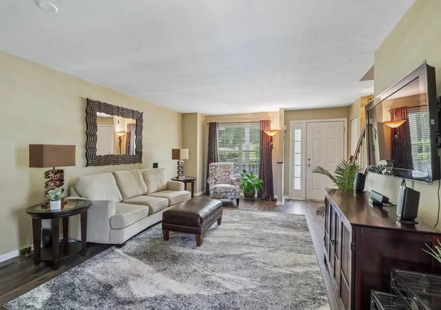 Photo 3 of Townhouse for sale at 218 Castle Crk Dr, Seven Fields, PA 16046 | MLS# 1757938 | Listing updated on 2026-06-08