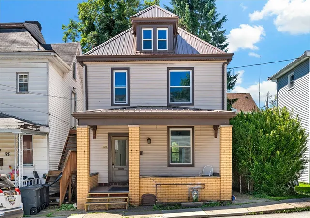 2nd image of 228 W 4th St, City Of Greensburg, PA 15601 | MLS# 1757432