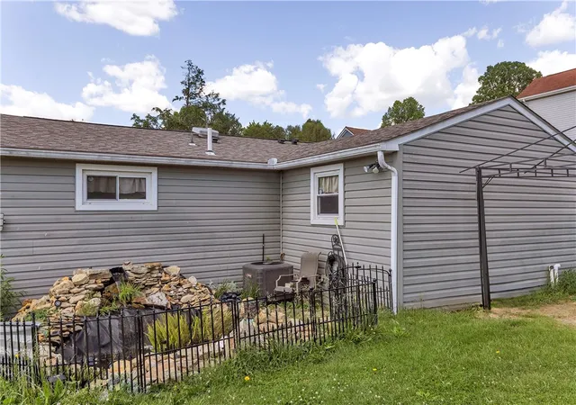 28th image of 402 Highland Street, Sewickley Twp, PA 15637 | MLS# 1757990