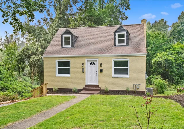 Photo 1 of Single family home for sale at 2843 Mckelvey Rd, Braddock Hills, PA 15221 | MLS# 1754809 | Listing updated on 2026-08-31