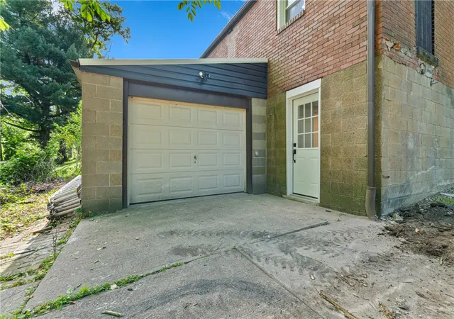 Photo 25 of Single family home for sale at 2843 Mckelvey Rd, Braddock Hills, PA 15221 | MLS# 1754809 | Listing updated on 2026-08-31