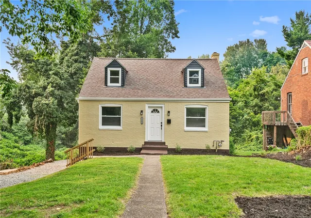 Photo 2 of Single family home for sale at 2843 Mckelvey Rd, Braddock Hills, PA 15221 | MLS# 1754809 | Listing updated on 2026-08-31