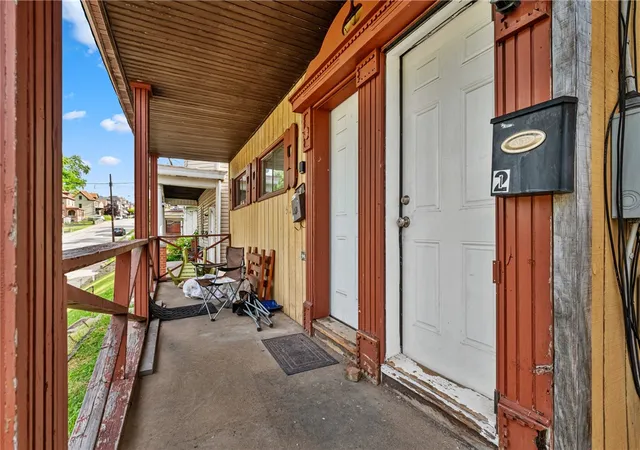 4th image of 1527 Rutherford Ave, Pittsburgh, PA 15216 | MLS# 1755505