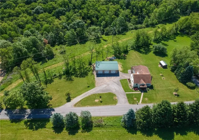 2nd image of 178 Lutz Rd, Jackson Twp, PA 16063 | MLS# 1757758