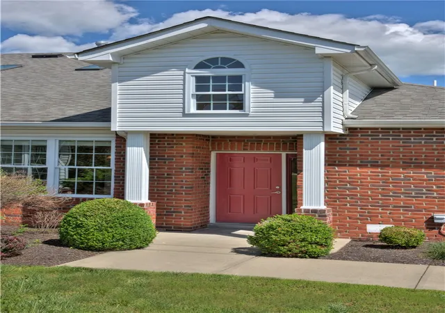 Homes for sale in Adams Twp, PA | 3104 Ambassador Lane, Adams Twp, PA 16059 | MLS# 1757535
