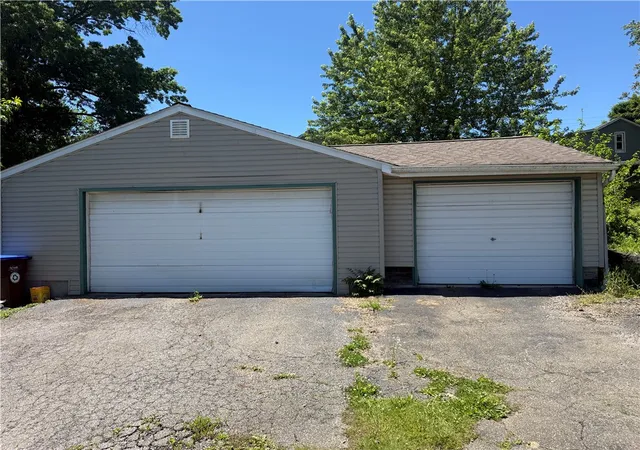 23rd image of 465 S State Line Rd, Sharon, PA 16146 | MLS# 1758101