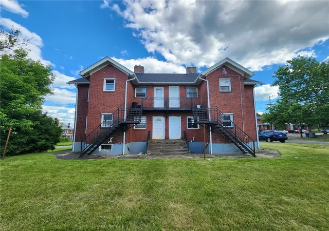 Listing Photo 4 - Condo for sale in building located at 816-822 Crawford Ave, Duquesne, PA 15110
