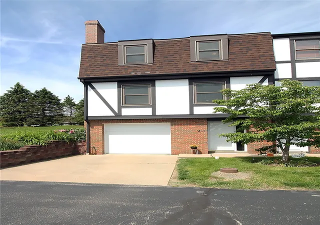 Homes for sale in North Strabane, PA | 211 Greenwood Dr, North Strabane, PA 15317 | MLS# 1757815