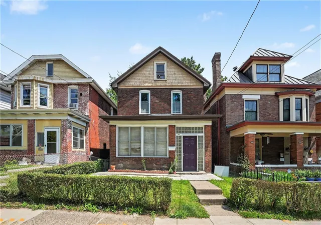 Homes for sale in Greenfield, PA | 1045 Flemington St, Greenfield, PA 15217 | MLS# 1757862