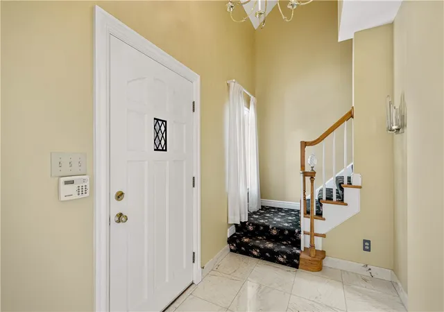 2nd image of 315 Kingsberry Cir, Mt Lebanon, PA 15234 | MLS# 1757876