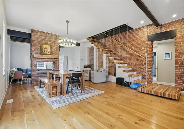 4th image of 3865 Howley St, Lawrenceville, PA 15201 | MLS# 1757716