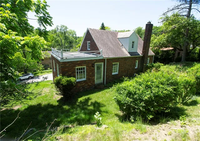 5th image of 136 Colson Dr, Pittsburgh, PA 15236 | MLS# 1758048