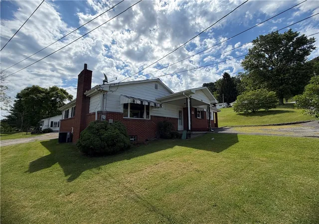 Homes for sale in Waynsbrg/frankln Twp, PA | 355 Doty Street, Waynsbrg/frankln Twp, PA 15370 | MLS# 1758195
