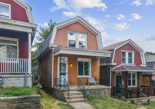 3rd image of 404 Jillson Avenue, Brookline, PA 15226 | MLS# 1757985
