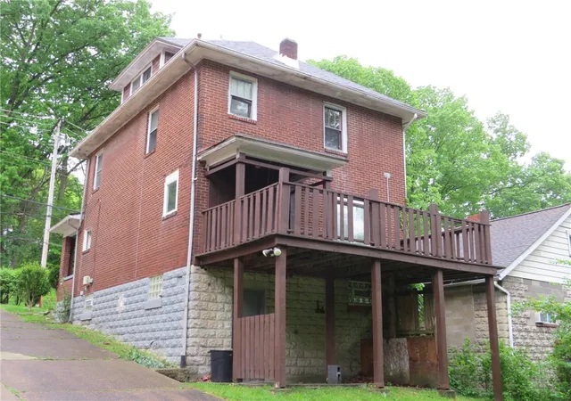 Homes for sale in Forest Hills Boro, PA | 423 Braddock Rd, Forest Hills Boro, PA 15221 | MLS# 1758210
