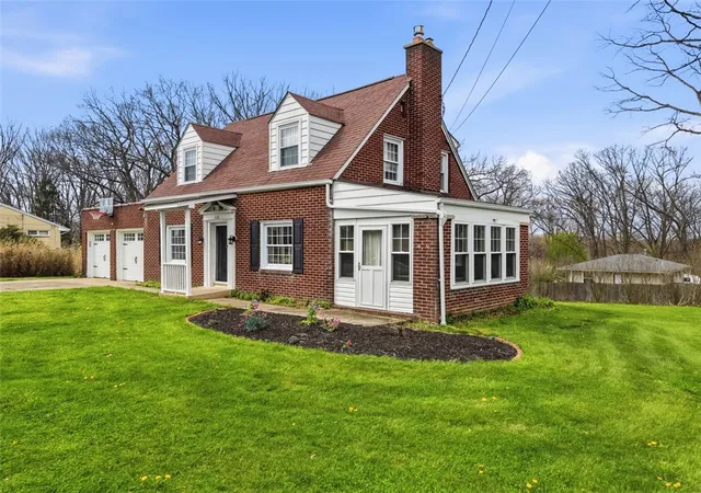 3rd image of 115 Merritt Dr, Twp Of But Nw, PA 16001 | MLS# 1758221