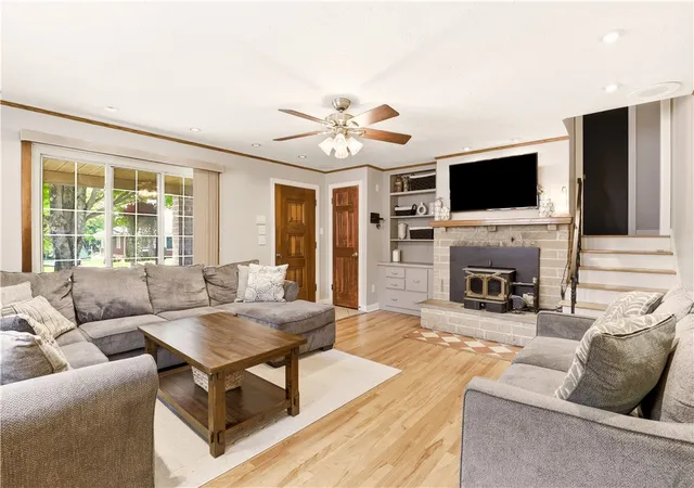 Homes for sale in Somerset Boro, PA | 362 W Sanner St, Somerset Boro, PA 15501 | MLS# 1758259