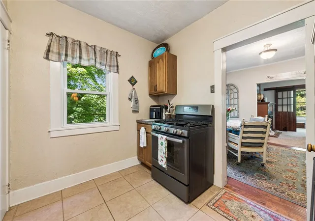 5th image of 5616 Meridian Rd, Gibsonia, PA 15044 | MLS# 1758237