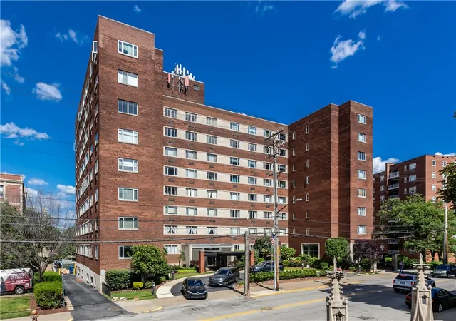 1st image of 128 N Craig #416, Oakland, PA 15213 | MLS# 1758127