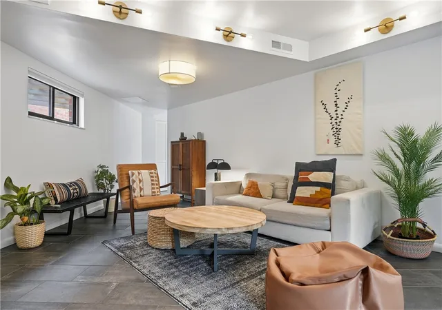 2nd image of 5545 Forbes Ave #G, Squirrel Hill, PA 15217 | MLS# 1758283