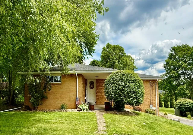 1st image of 215 Fisher Rd, Saxonburg, PA 16056 | MLS# 1758314