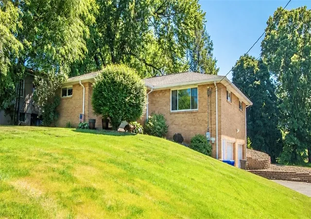 43rd image of 215 Fisher Rd, Saxonburg, PA 16056 | MLS# 1758314