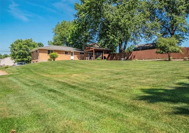 4th image of 215 Fisher Rd, Saxonburg, PA 16056 | MLS# 1758314