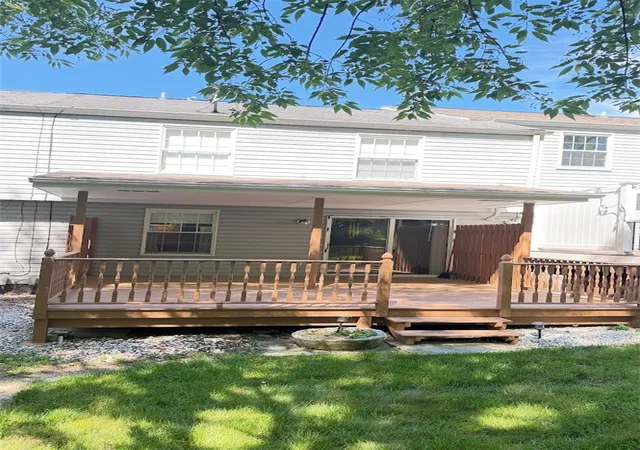 Homes for sale in South Fayette, PA | 5085 Empire Dr, South Fayette, PA 15017 | MLS# 1758315