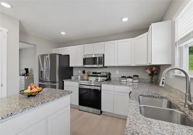 5th image of 714 Dahlia Dr, Belle Vernon, PA 15012 | MLS# 1757783