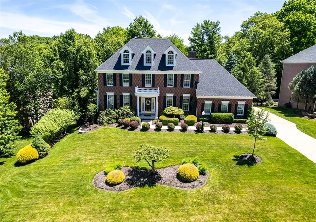 Homes for sale in Adams Twp, PA | 1830 Liberty Way, Adams Twp, PA 16059 | MLS# 1758286