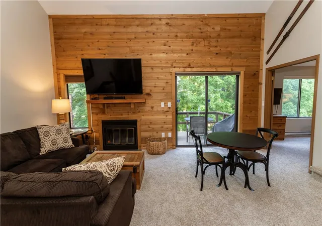 4th image of 3006 Swiss Mountain Dr, Champion, PA 15622 | MLS# 1758327