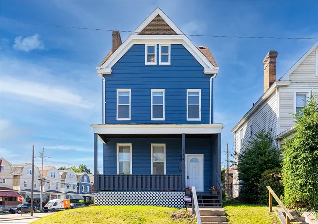 Homes for sale in Munhall, PA | 714 E 13th, Munhall, PA 15120 | MLS# 1758186