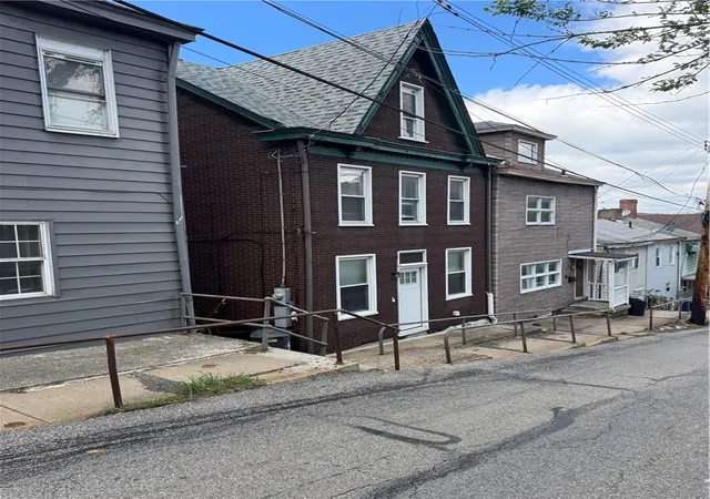 2nd image of 51 Sterling St, Carson, PA 15203 | MLS# 1757582