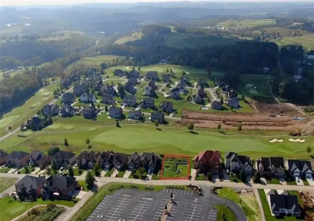 2nd image of 2001 Blackthorne Dr, Jeannette, PA 15644 | MLS# 1758348
