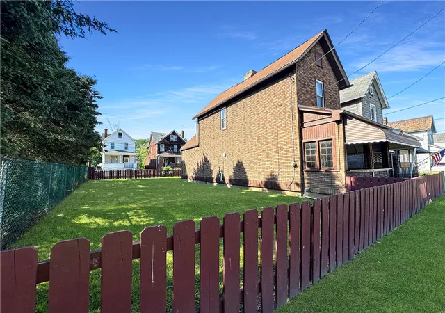 Photo 1 of Single family home for sale at 420 Arctic St, Mc Keesport, PA 15132 | MLS# 1758149 | Listing updated on 2026-07-08