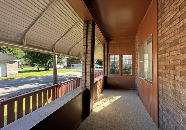 Photo 3 of Single family home for sale at 420 Arctic St, Mc Keesport, PA 15132 | MLS# 1758149 | Listing updated on 2026-07-08