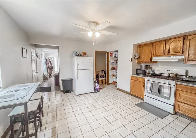 Photo 4 of Townhouse for sale at 333 Washington St, Mc Kees Rocks, PA 15136 | MLS# 1757831 | Listing updated on 2026-07-27