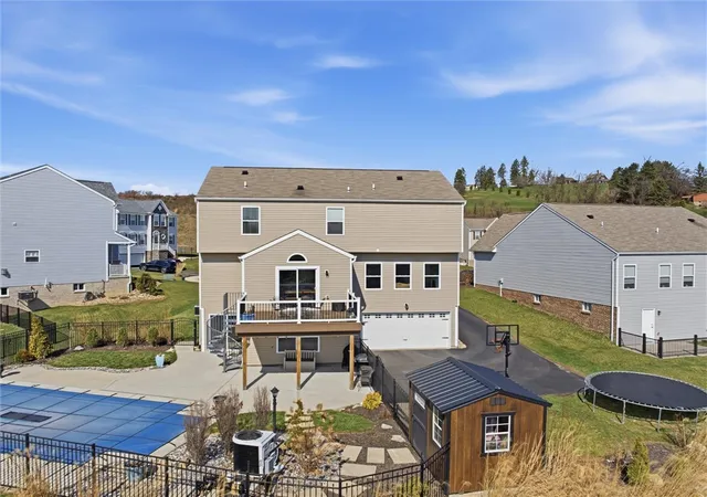 Homes for sale in Rostraver, PA | 133 Azalea Cir, Rostraver, PA 15012 | MLS# 1758361
